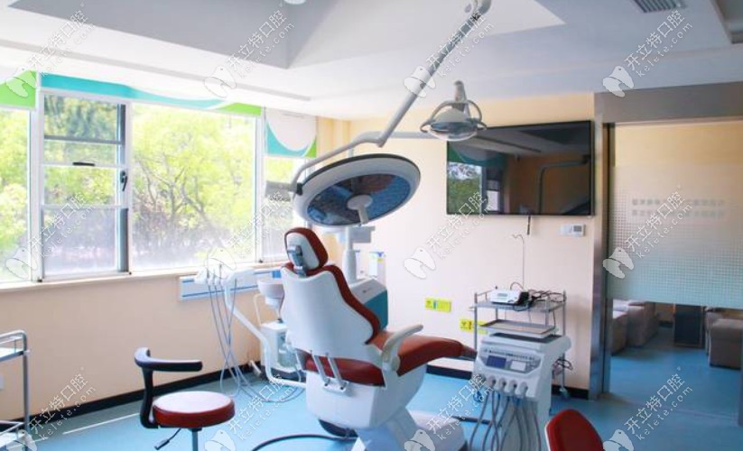 昆山嘉庆口腔医院室内就诊环境及牙椅
