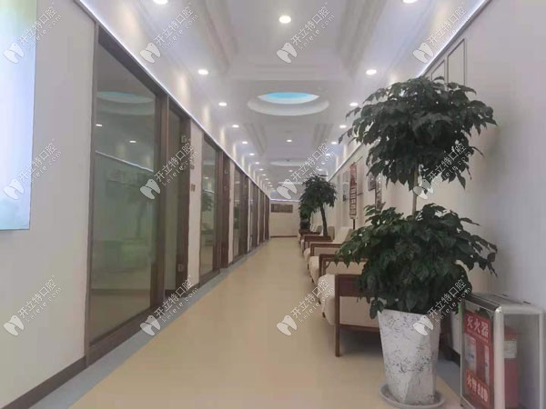 臨沂壹顆芽口腔醫(yī)院走廊