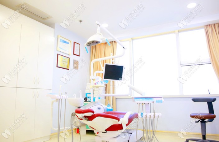 杭州美莱口腔室内就诊环境及牙椅