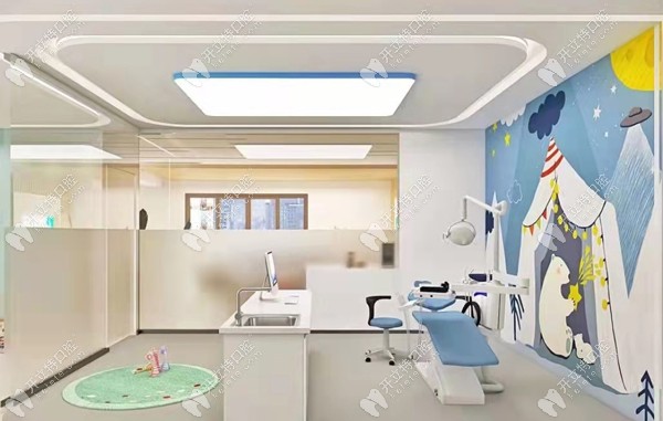 广安爱牙仕口腔儿童诊室照片