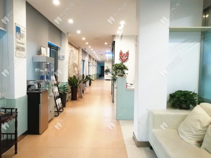 肥西新安口腔大廳環(huán)境