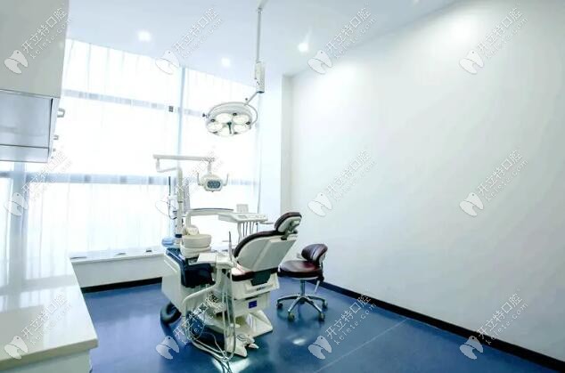 牙科治疗椅实景图