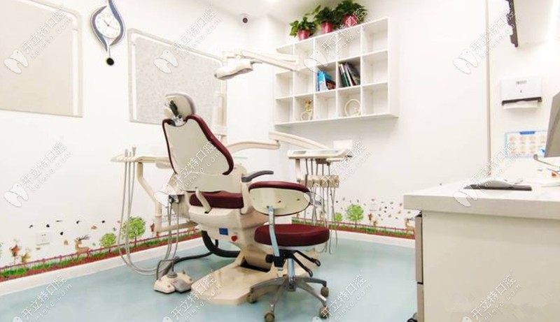 西安未央健齿象成人诊室及牙椅