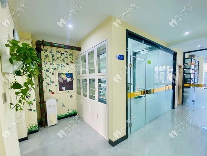 王海峰口腔诊所的消毒室