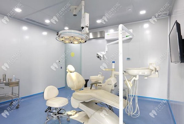 西宁非凡口腔种植牙手术室