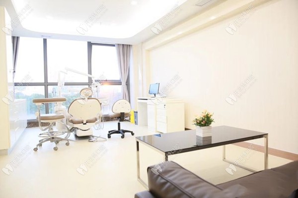 三亞泰康拜博口腔醫(yī)院診室環(huán)境