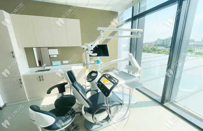 种植牙治疗室