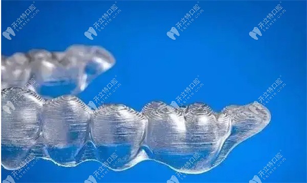 网上购买的牙齿矫正器难以确保矫正结果