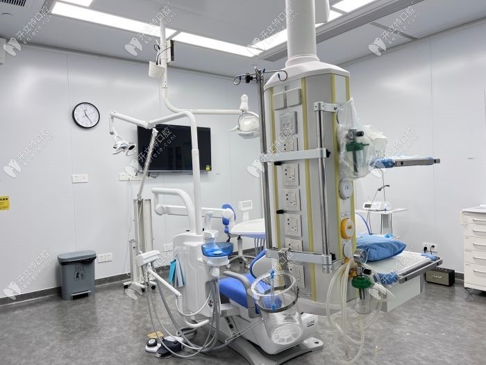 廣州致善口腔種植室1