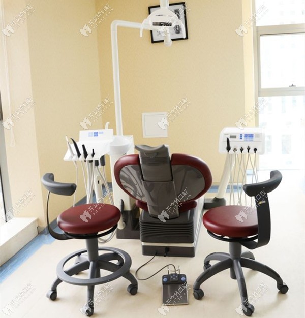 大理泰康拜博口腔醫(yī)院治療室2
