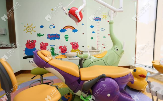 上海华美牙科儿童诊疗室