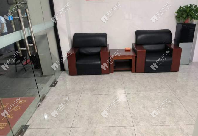 上海郭煒口腔休息區(qū)