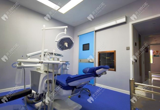 苏州相城元和益峰口腔诊所种植牙手术室