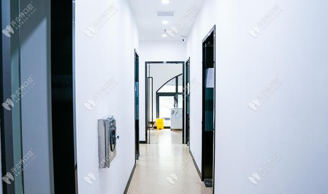 上海艾維口腔走廊