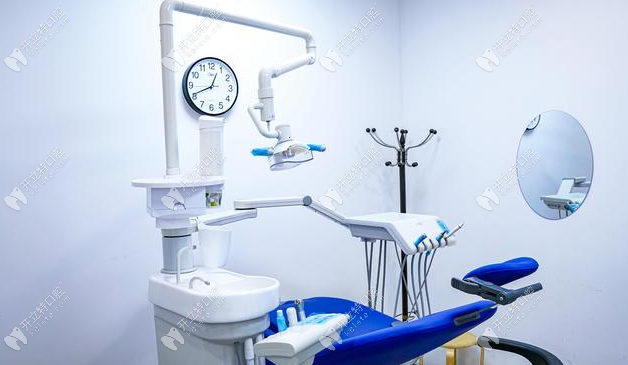 上海艾維口腔診室1