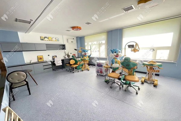 齊齊哈爾牙博士口腔醫(yī)院兒牙診室