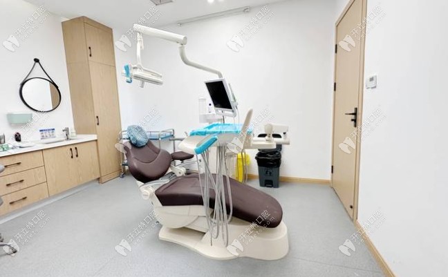 武漢全家口腔診療室2