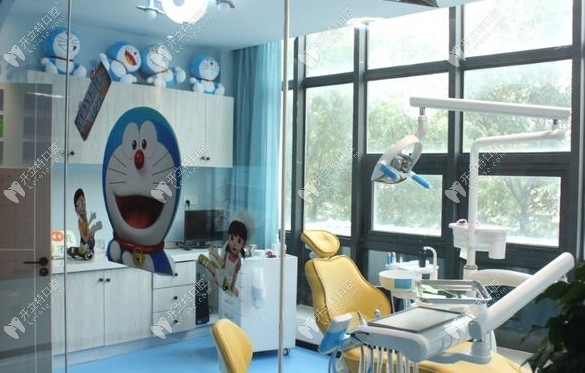 鄭州二七艾薇口腔診所治療室1