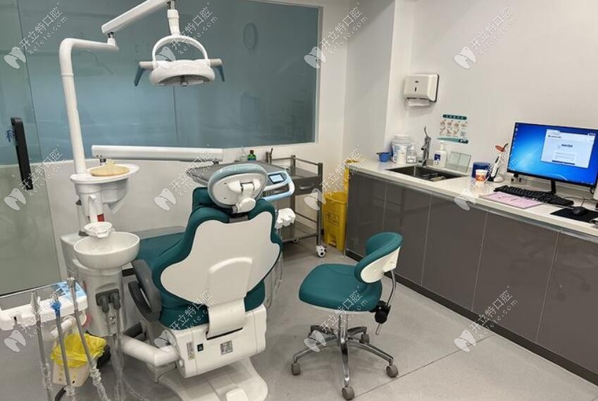 杭州蕭山弘仁口腔門(mén)診部診室