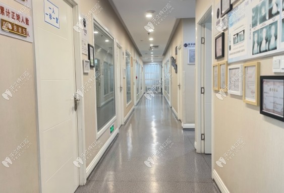 重慶歡樂口腔觀音橋店走廊
