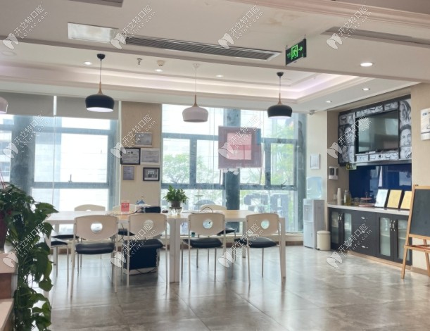 重慶歡樂口腔觀音橋店大廳