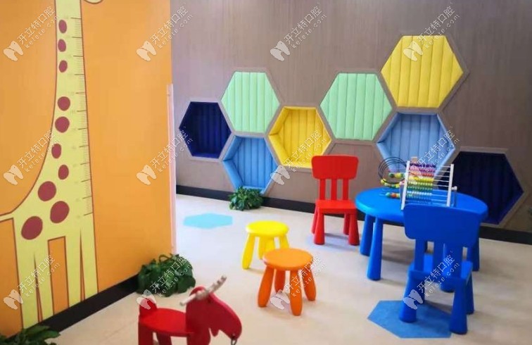 杭州博凡口腔西溪門診店兒童區(qū)域