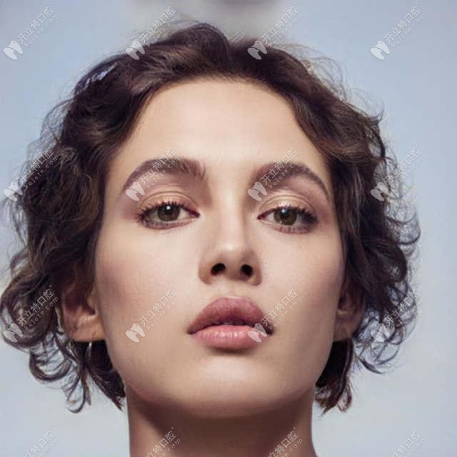 20歲做滿口烤瓷牙發(fā)黃了，能摘掉換成美加牙貼面嗎