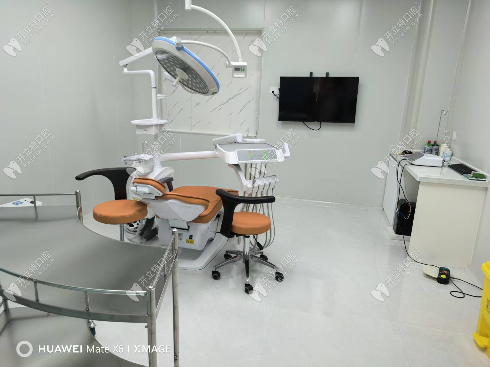 武漢護(hù)牙堂口腔門診部種植室