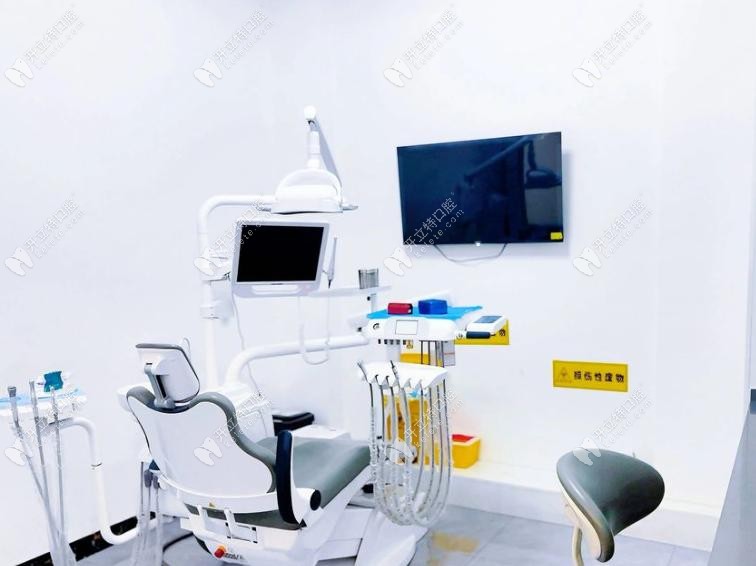 保定一加一口腔門診部治療室