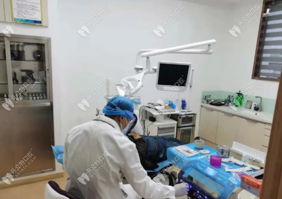 錦州田宇口腔科診所診療室
