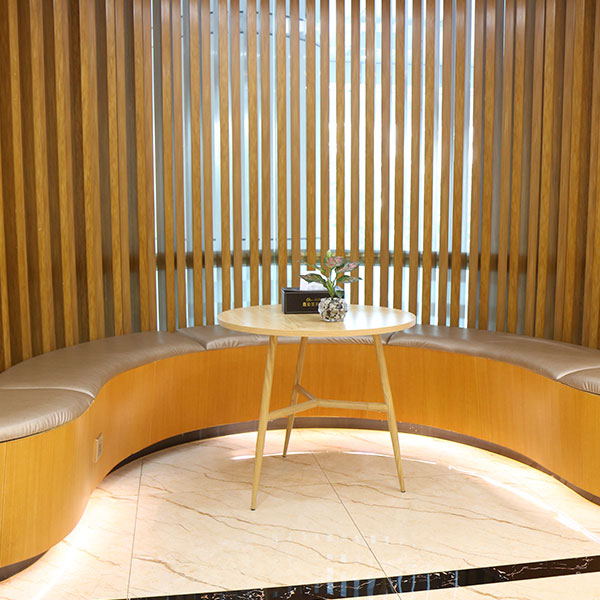 四、深圳格倫菲爾口腔南山店的醫(yī)生團(tuán)隊(duì)與設(shè)備支持