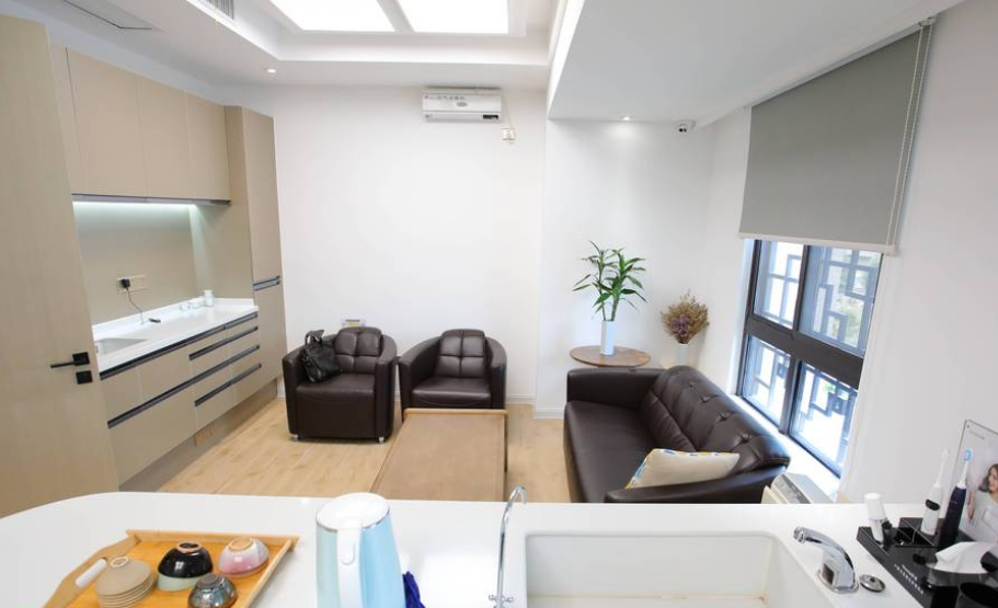 廈門同安力锜祥富口腔休息區(qū)