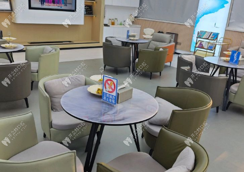 撫州佰諾口腔門診部休息區(qū)