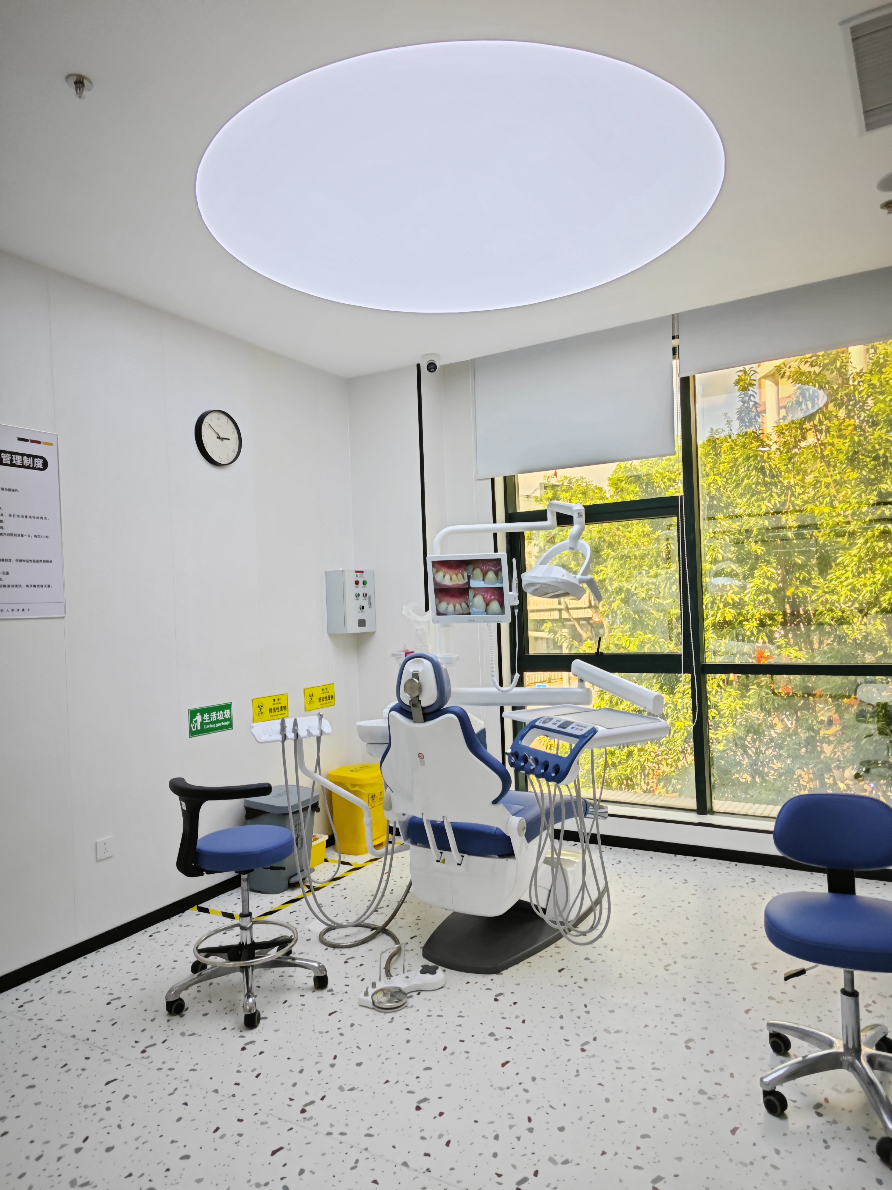 三、真實(shí)用戶(hù)反饋：為什么越來(lái)越多人選擇牙喜士口腔？