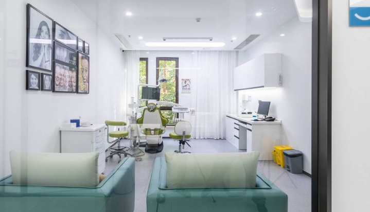 二、鄞州德立聯(lián)合口腔種植牙技術(shù)有哪些特別之處？