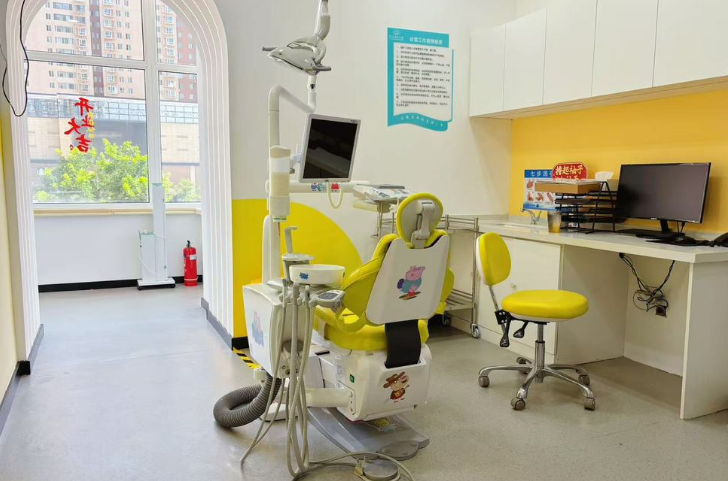 呼和浩特芽朵盛世口腔門診部