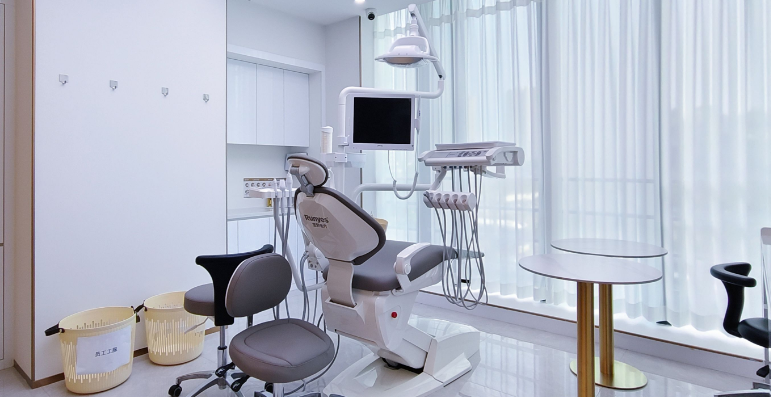 中山粵口口腔門診部對比其他機(jī)構(gòu)有哪些優(yōu)勢？12家門診測評中的突出點(diǎn)ardc-srvc.com