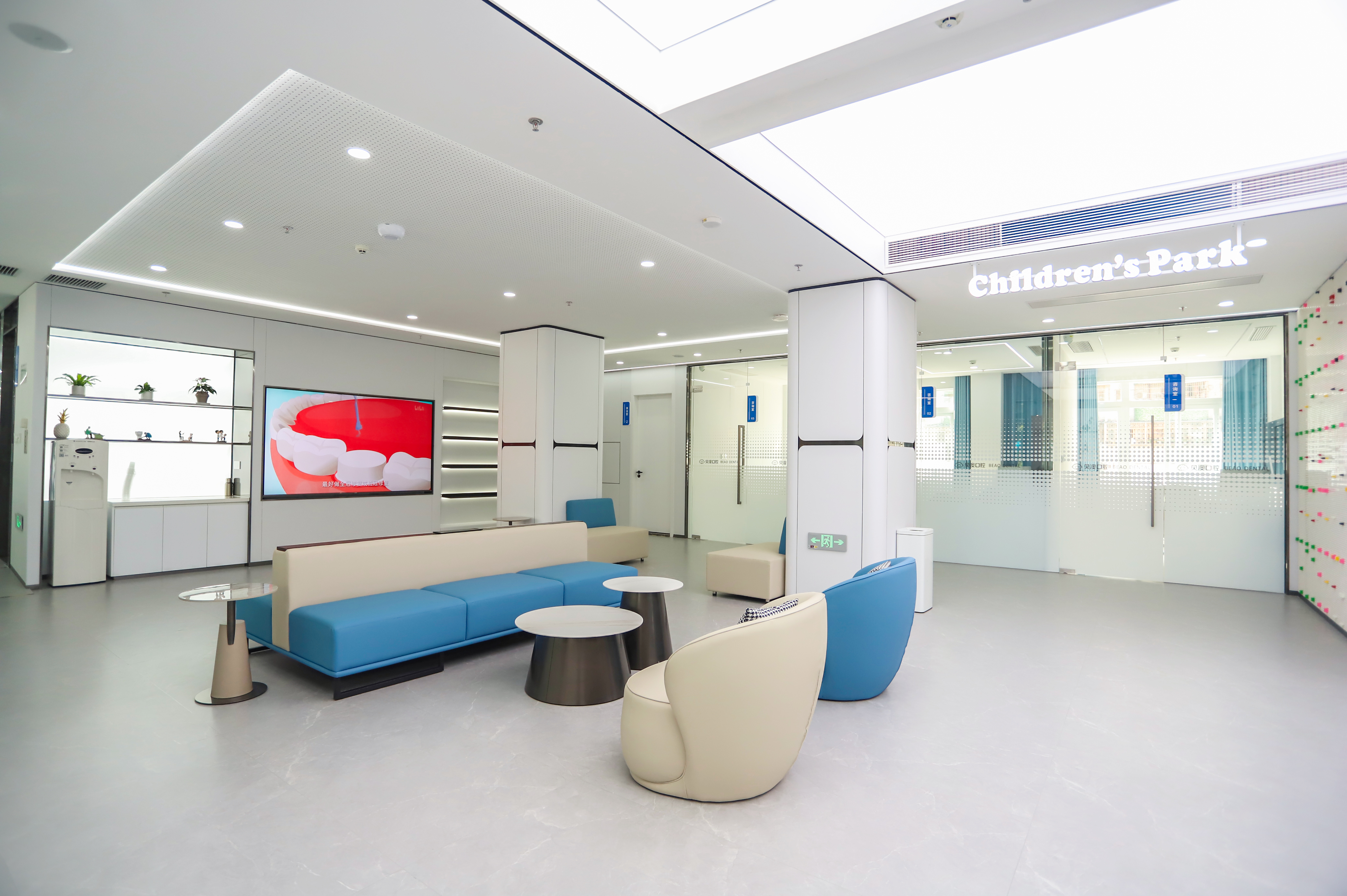 ? 亮點(diǎn)2：社區(qū)化服務(wù)思維，老人小孩都能輕松看牙