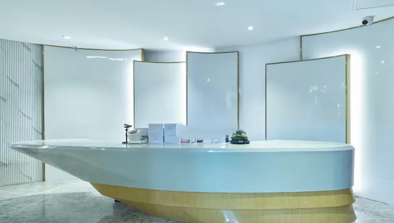 二、煙臺(tái)芝罘區(qū)劉芳口腔診所與公辦機(jī)構(gòu)的服務(wù)差異比較www.ardc-srvc.com