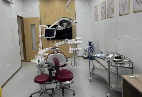 深圳瑞吉口腔診所就診室