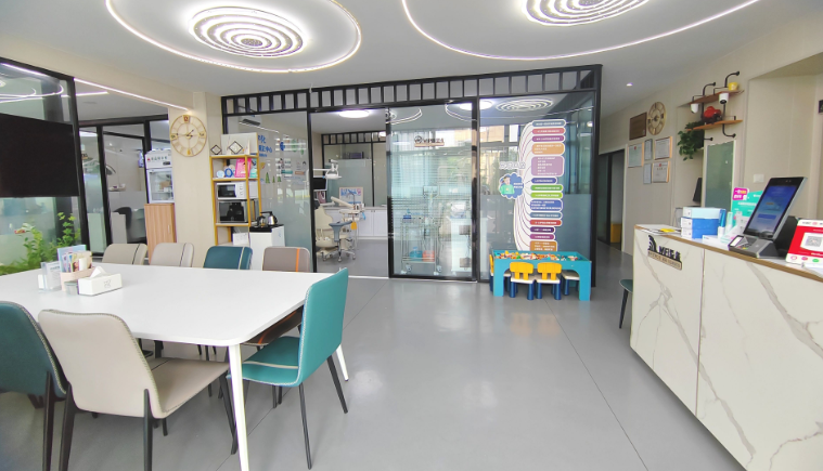 三、威海艾瑞口腔診所怎么樣？資質正規(guī)嗎？地址在哪里？服務項目是否匹配需求