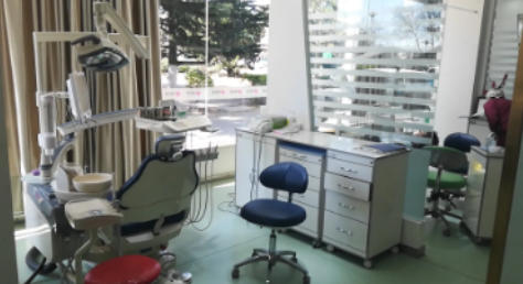 二、面對煙臺華怡口腔種牙價格表，你該怎么選才不踩坑？