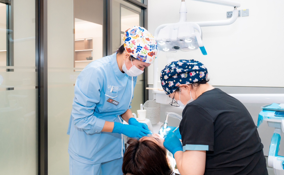 四、在小欖看牙，中山倉鼠口腔 VS 其他幾家，怎么選？