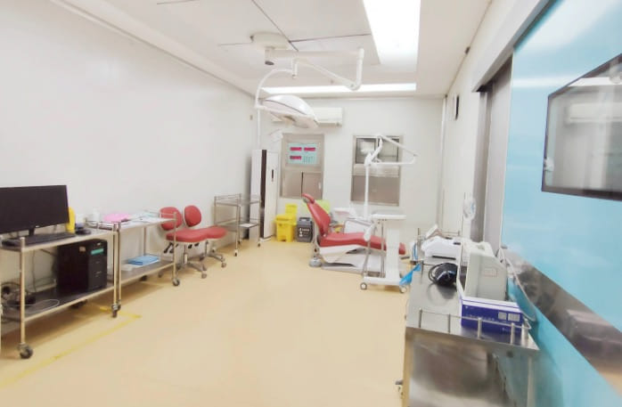二、南充医大口腔医院正规吗?实地核对三处信息就能判断